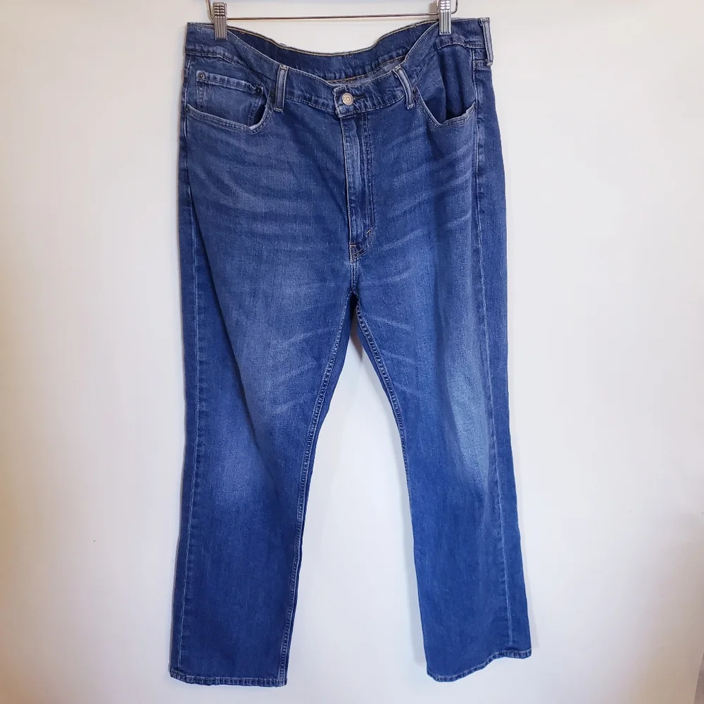 Levi's 514 Medium Wash Men's Jeans, Size W40 L32